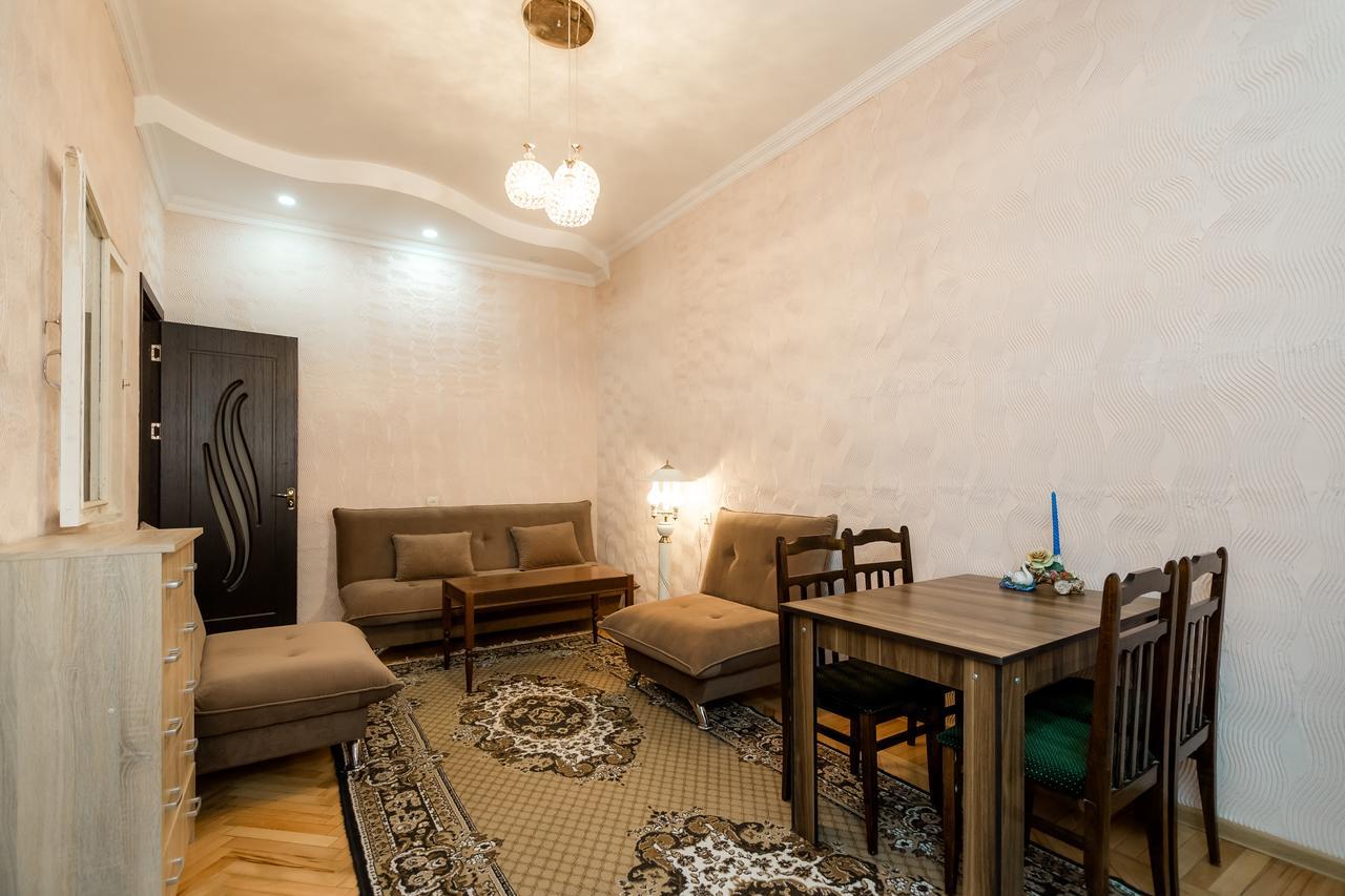Apartamento Gabi'S House Tiflis Exterior foto