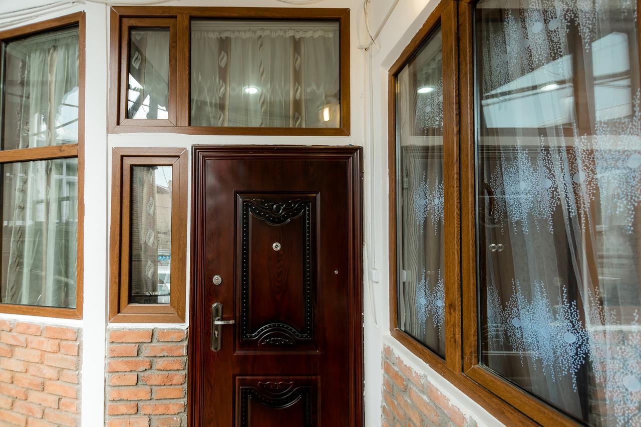 Apartamento Gabi'S House Tiflis Exterior foto